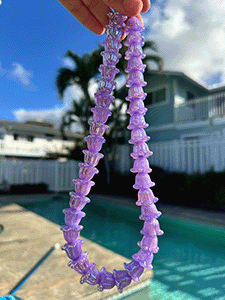 Hawaiian Flower Bead Lei - Crownflower